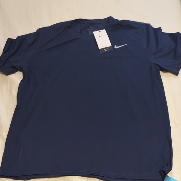 Nike Other - Nike Men's Navy Short Sleeve Tee